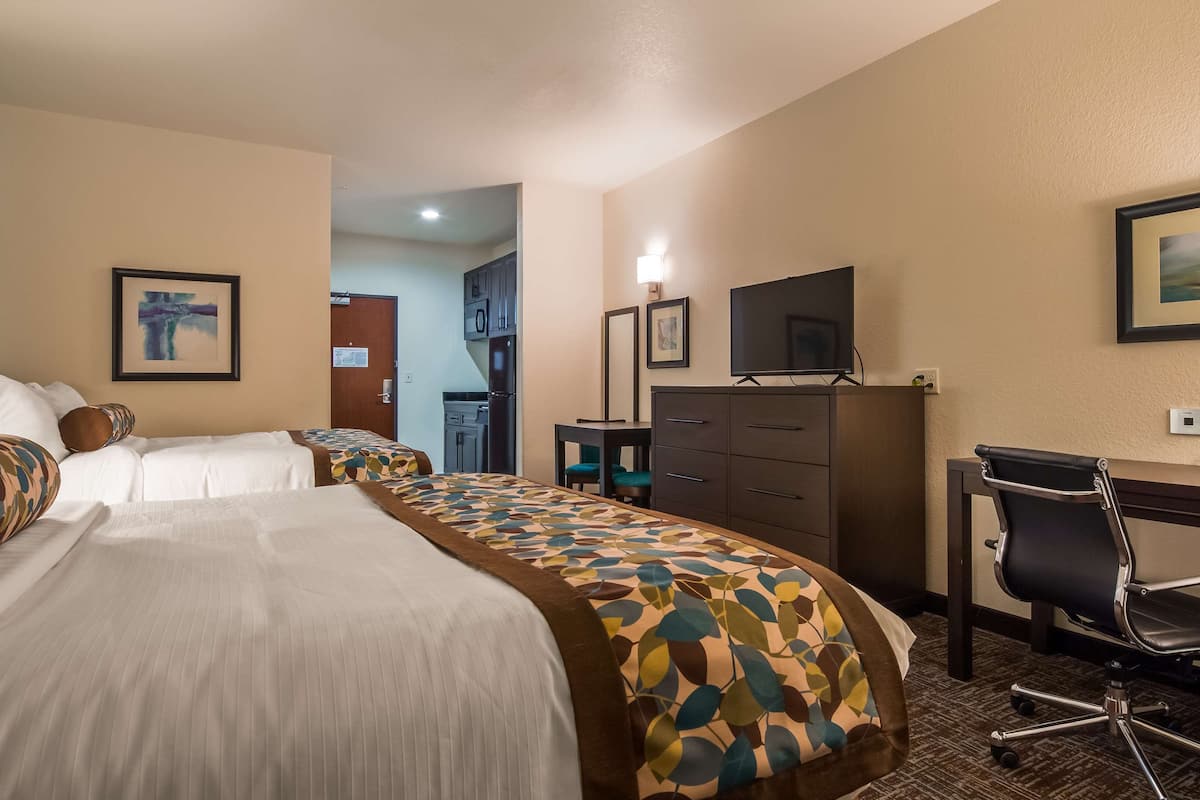 premium bedding, down duvets, pillow-top beds, in-room safe