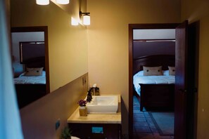 Casa familiar, 4 habitaciones | 卫生间洗手盆