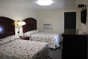 Standard Room, 2 Double Beds