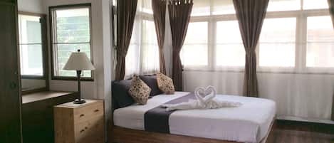 Deluxe Double Room with Private External Bathroom