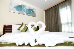 ห้องซูพีเรีย | เครื่องนอนระดับพรีเมียม, มินิบาร์, ตู้นิรภัยในห้องพัก, โต๊ะทำงาน