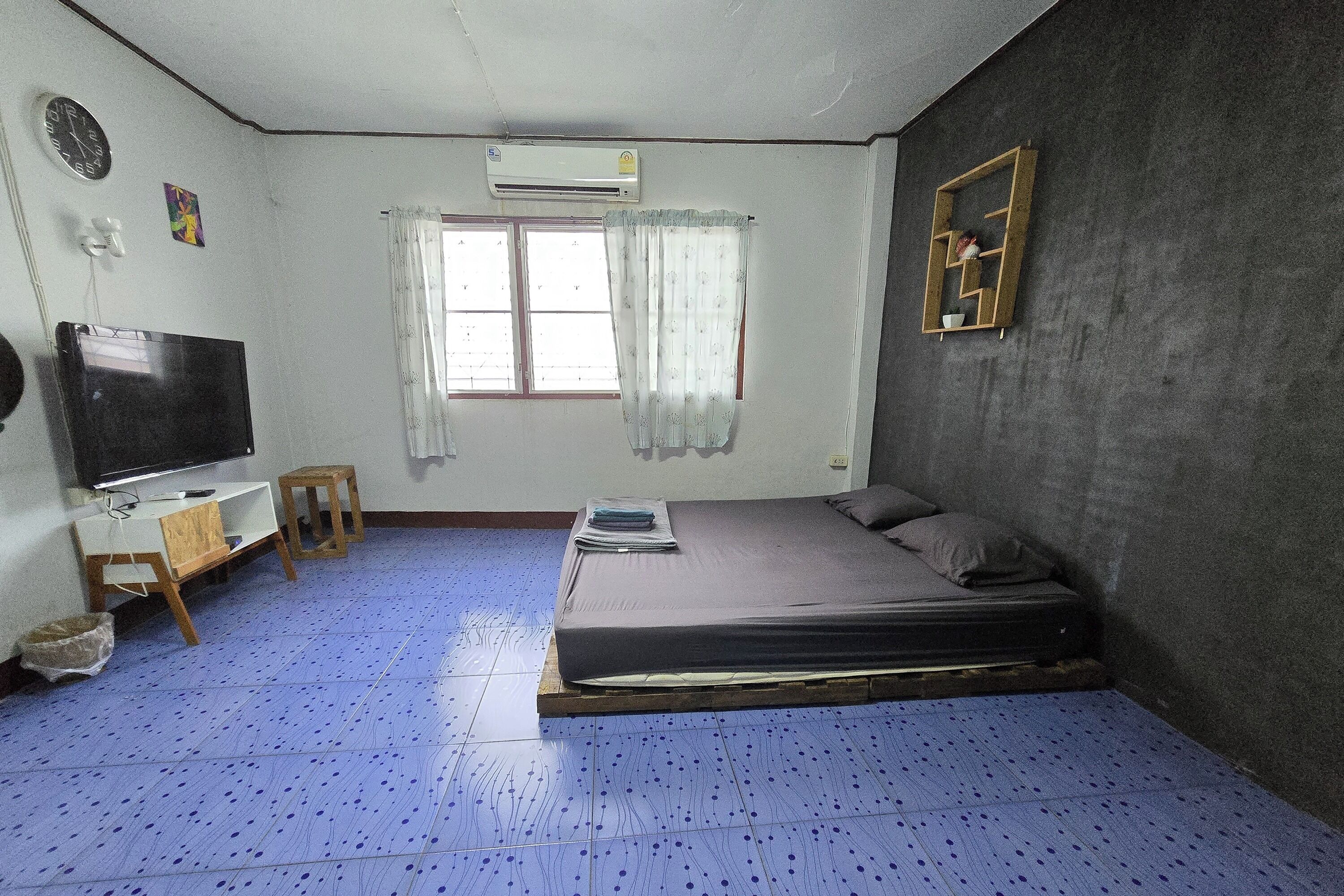 Double Room | Desk, free WiFi