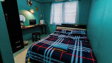 Standard Double Room | Desk, free WiFi