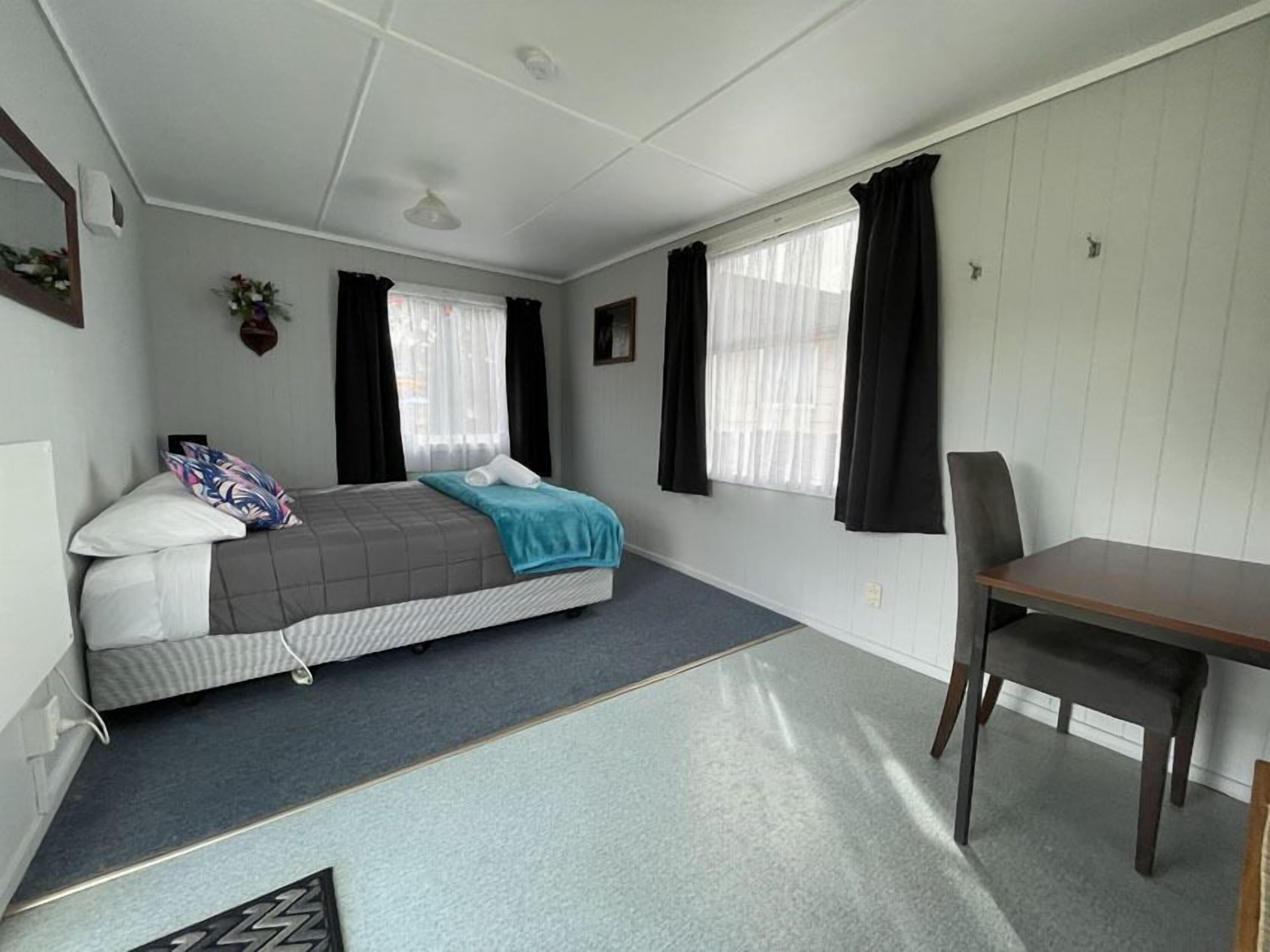 Iron/ironing board, free WiFi