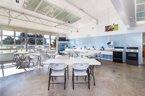 Tempat makan