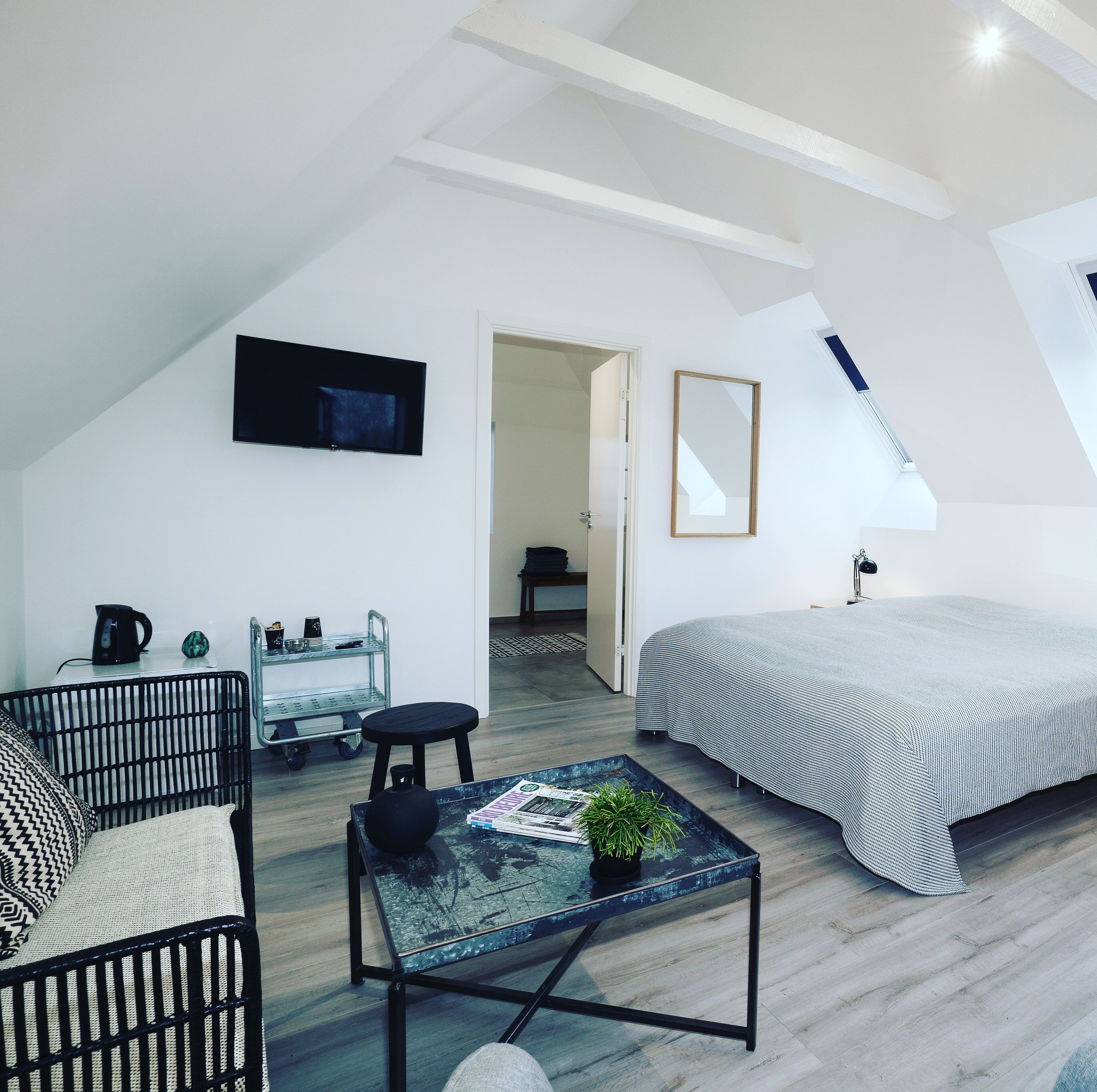 標準四人房 | 免費無線上網、床單