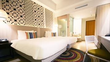 Deluxe Room | In-room safe, desk, iron/ironing board, free WiFi