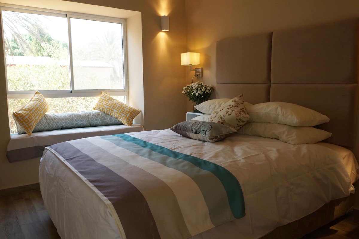 Classic Twin Room | Desk, free WiFi