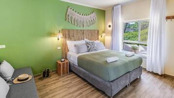 Classic Double or Twin Room | Desk, free WiFi