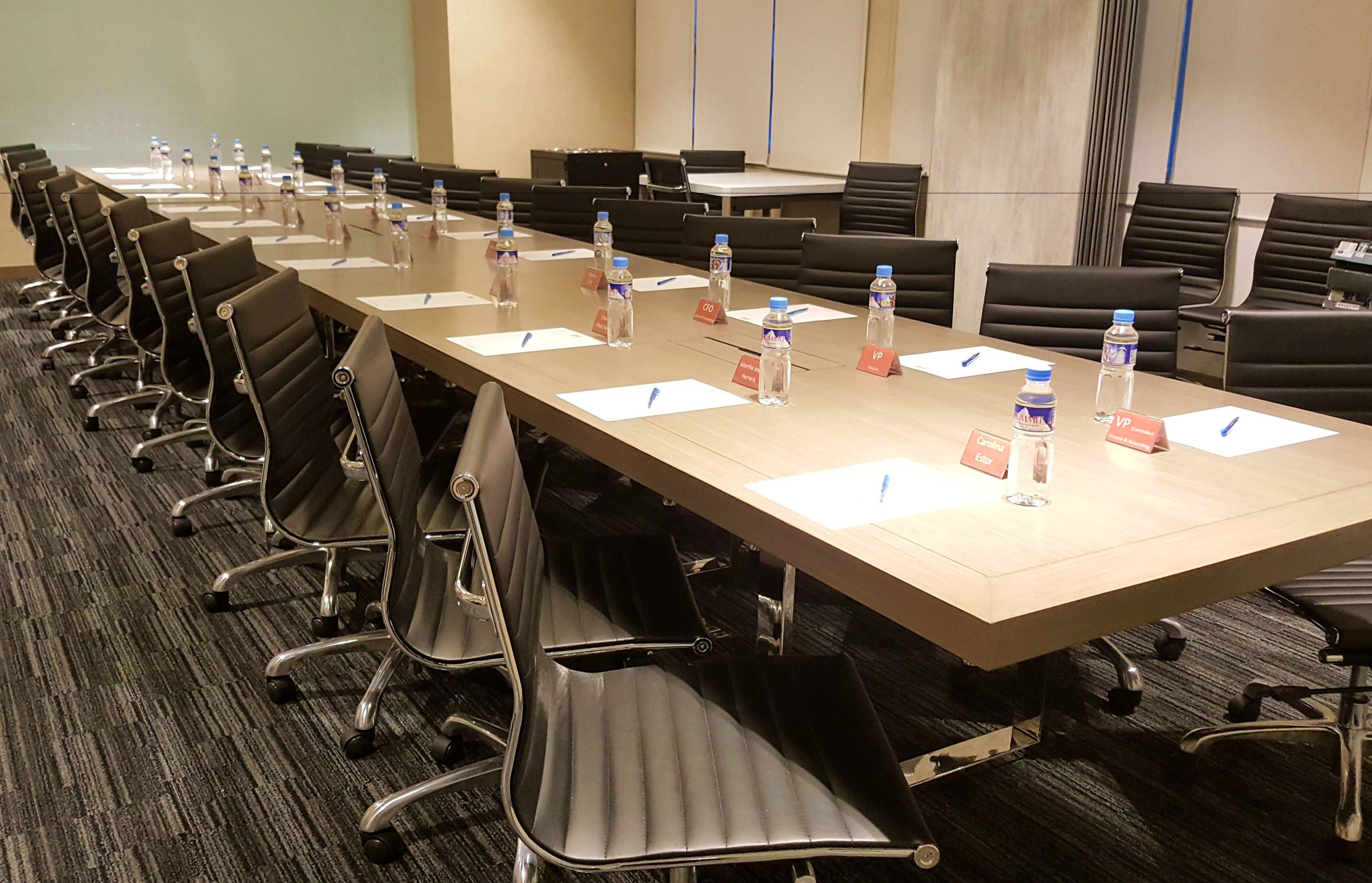 Foto - The Mini Suites - Eton Tower Makati