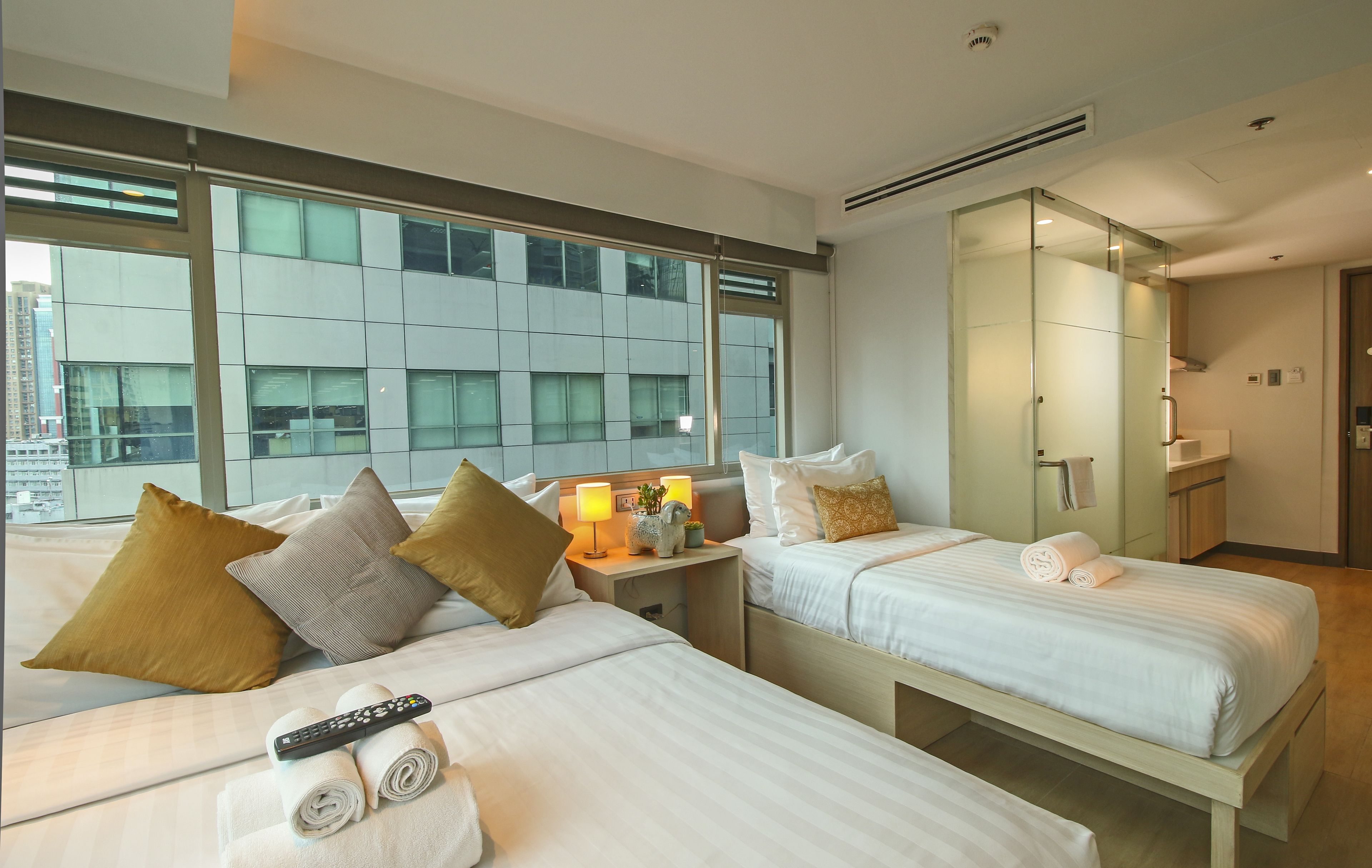 Foto - The Mini Suites - Eton Tower Makati