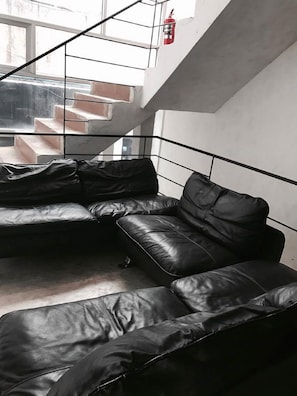 Interior - Wire Hostel Patong (Patong)