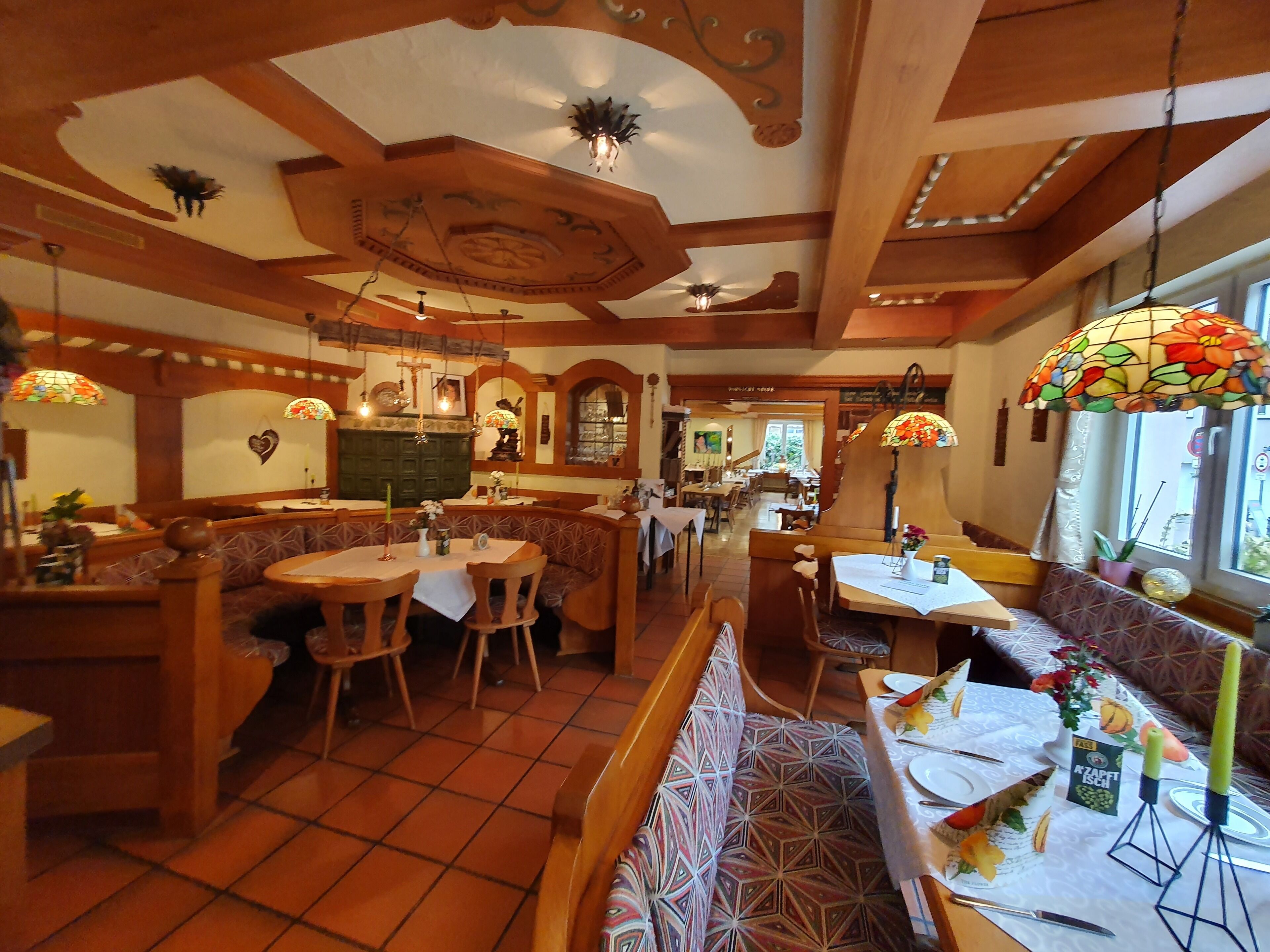 lunch and dinner served, regional cuisine