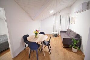 Suite Royal | Servicio de comidas en la habitación