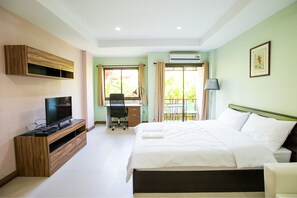 Connecting Room | 書桌、摺床/加床 (收費)、免費 Wi-Fi