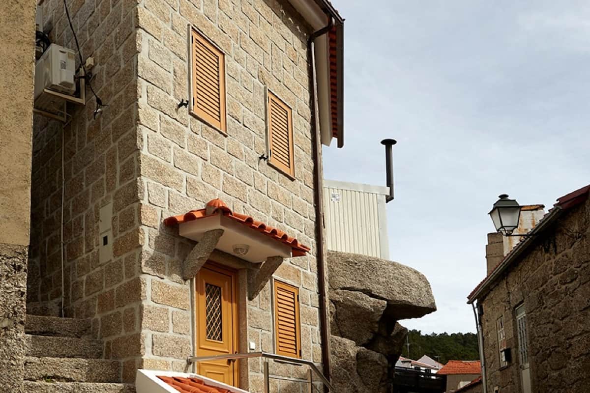 Casa romántica (Forno) | Cortinas blackout, insonorización y ropa de cama