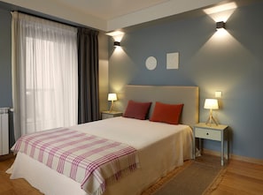 Standard Double Room | Blackout drapes, soundproofing, bed sheets - Abrigo da Montanha Alojamento Familiar (Seia)