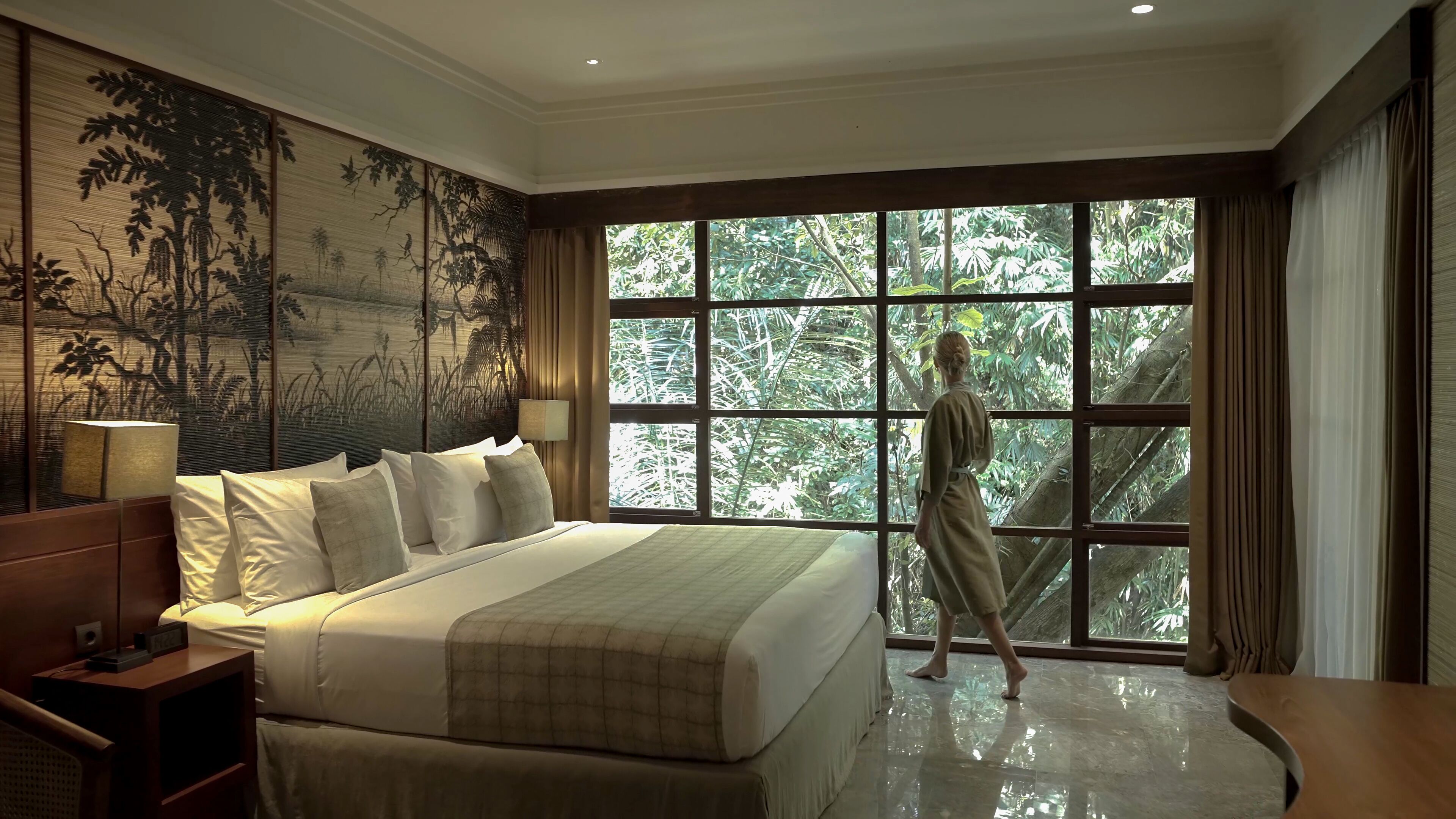 premier suite room | 1 bedroom, hypo-allergenic bedding, minibar, in-room safe