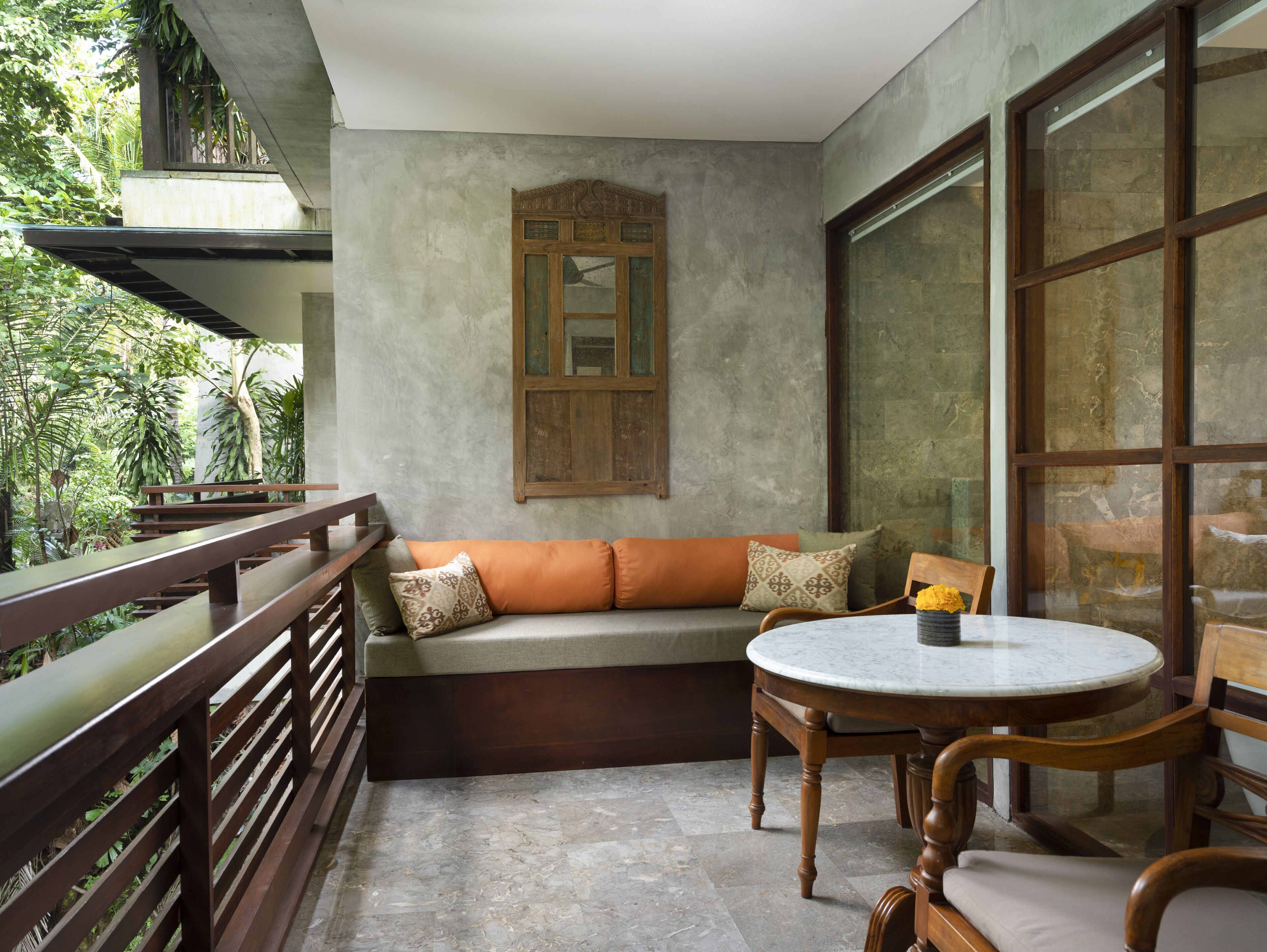 Outdoor dining | Breakfast, lunch, dinner served; vegetarian cuisine 