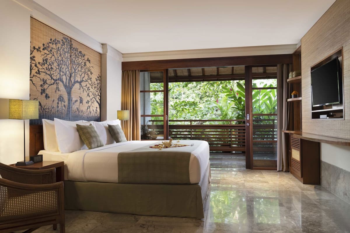 Literie hypoallergénique, minibar, coffres-forts dans les chambres