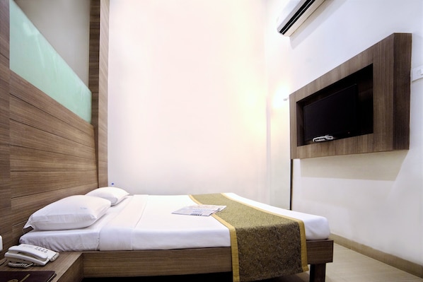 套房 | 高級寢具、房內夾萬、書桌、手提電腦工作空間