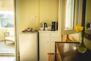 Superior Double or Twin Room | Desk, soundproofing, iron/ironing board, free WiFi