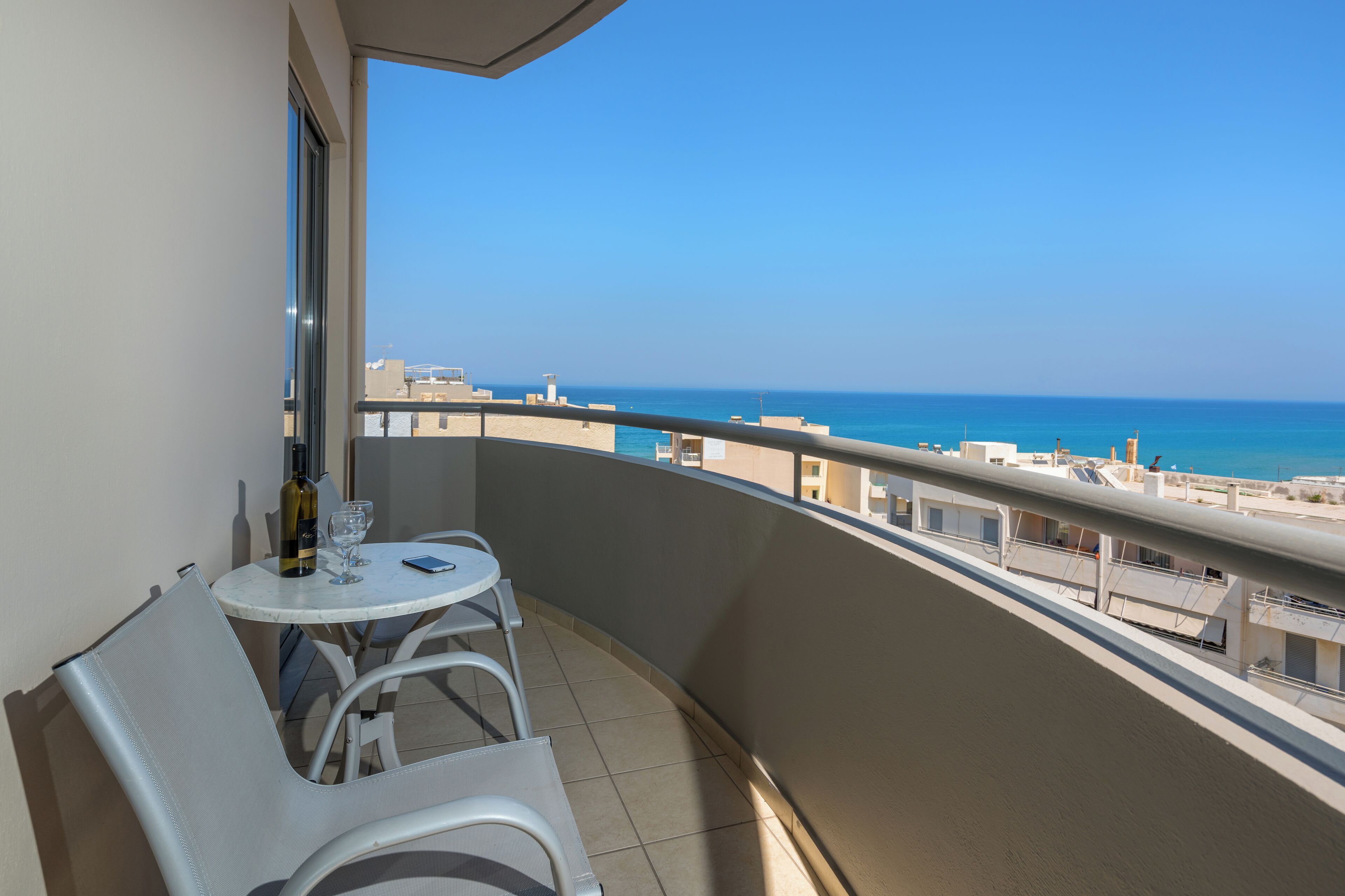 Photo - Icarus Apartments