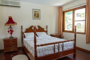 Standard-Doppel- oder -Zweibettzimmer