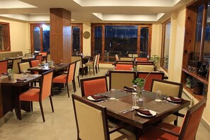 International cuisine - Wangchuk Hotel (Thimphu)