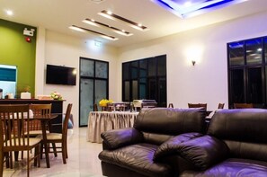 تناول الطعام