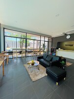 Sala de estar en el lobby