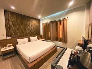 Double Room | Desk, free WiFi