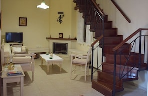 Comfort Villa, 2 Bedrooms | Living area | Flat-screen TV, DVD player - Villa Helidoni (Platanias)