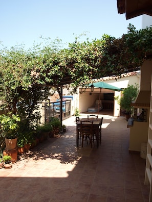 Comfort Villa, 2 Bedrooms | Terrace/patio - Villa Helidoni (Platanias)