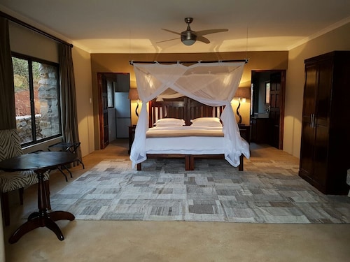 African Safari Lodge