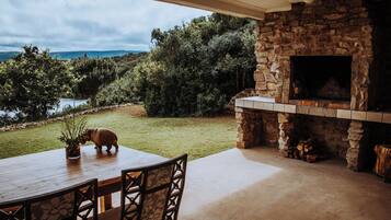 Deluxe Room, 1 King Bed, River View | 3 bedrooms, premium bedding, individually decorated