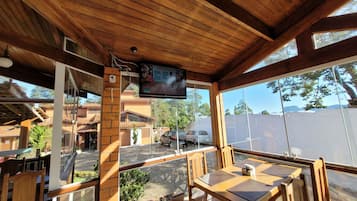 包每日自助早餐