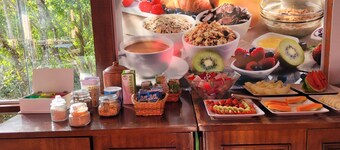 克拉夫 & 凱內拉旅館