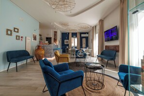 Sala de estar en el lobby