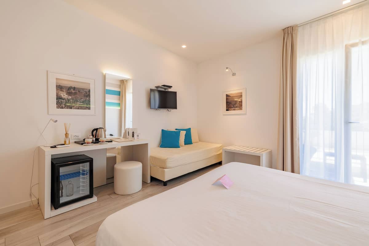 room, balcony | 1 bedroom, premium bedding, down duvets, memory-foam beds