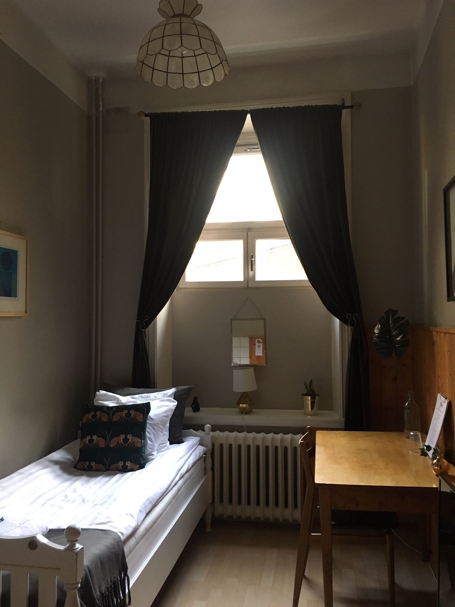 economy single room, shared bathroom | free cots/infant beds, free wifi, bed sheets