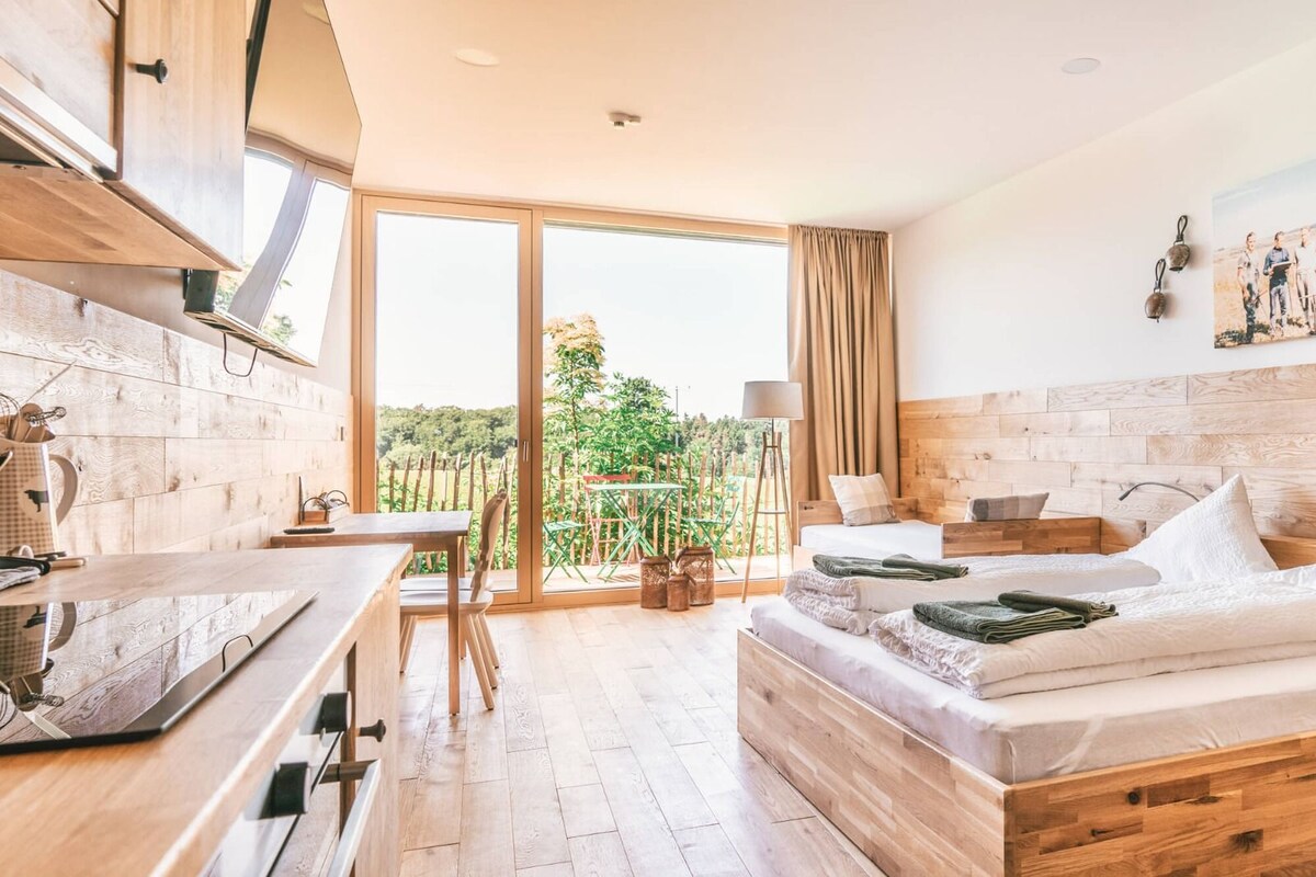 Departamento familiar, patio | Wifi gratis, muebles diferentes y ropa de cama