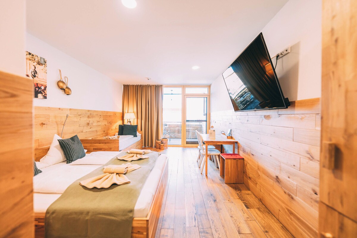 Estudio Deluxe, balcón | Wifi gratis, muebles diferentes y ropa de cama