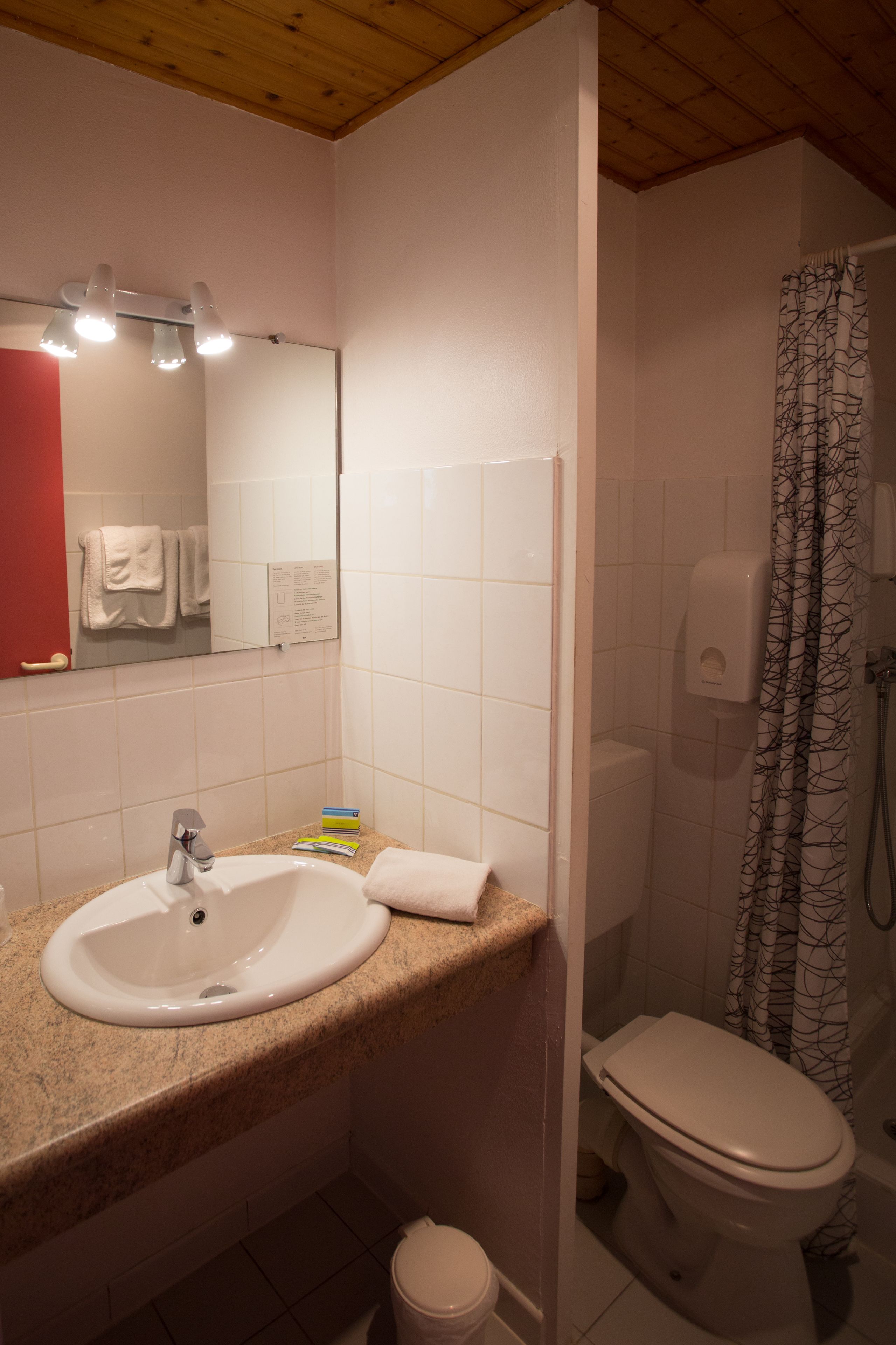 standard double room, air conditioning | bathroom | shower, hair dryer, towels, soap
