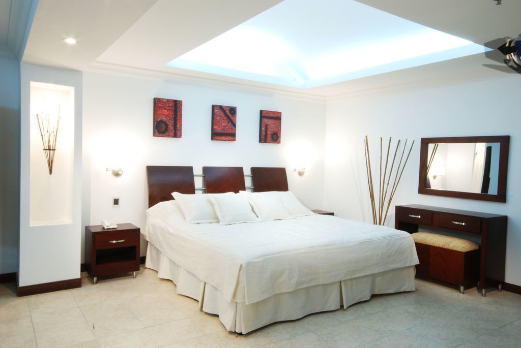 In-room safe, desk, soundproofing, iron/ironing board