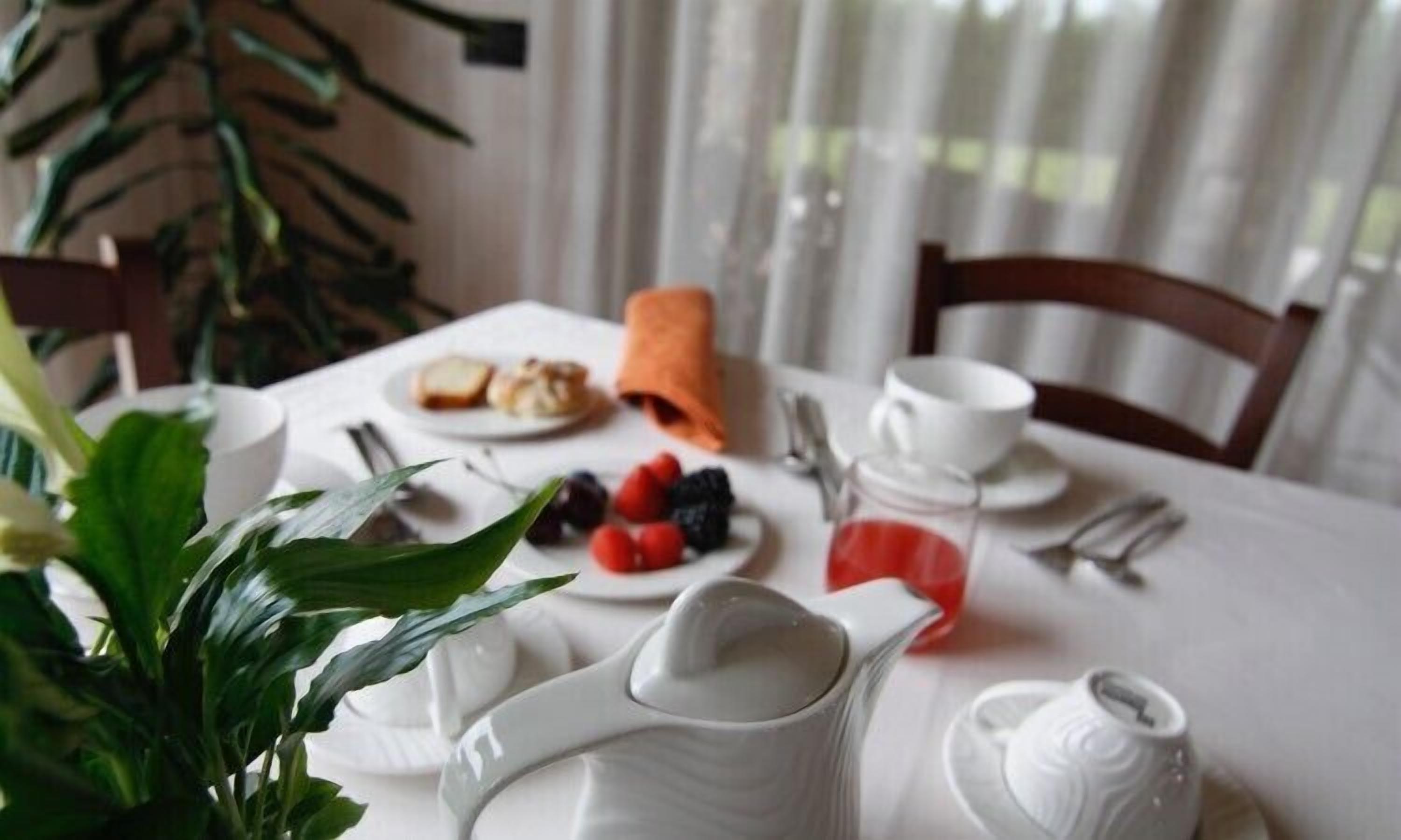 Esmorzar diari d'estil bufet gratuït 