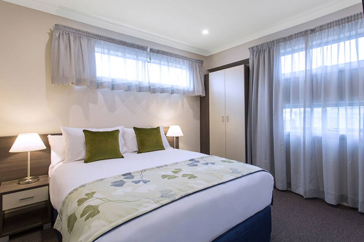 Premium bedding, pillow-top beds, minibar, desk