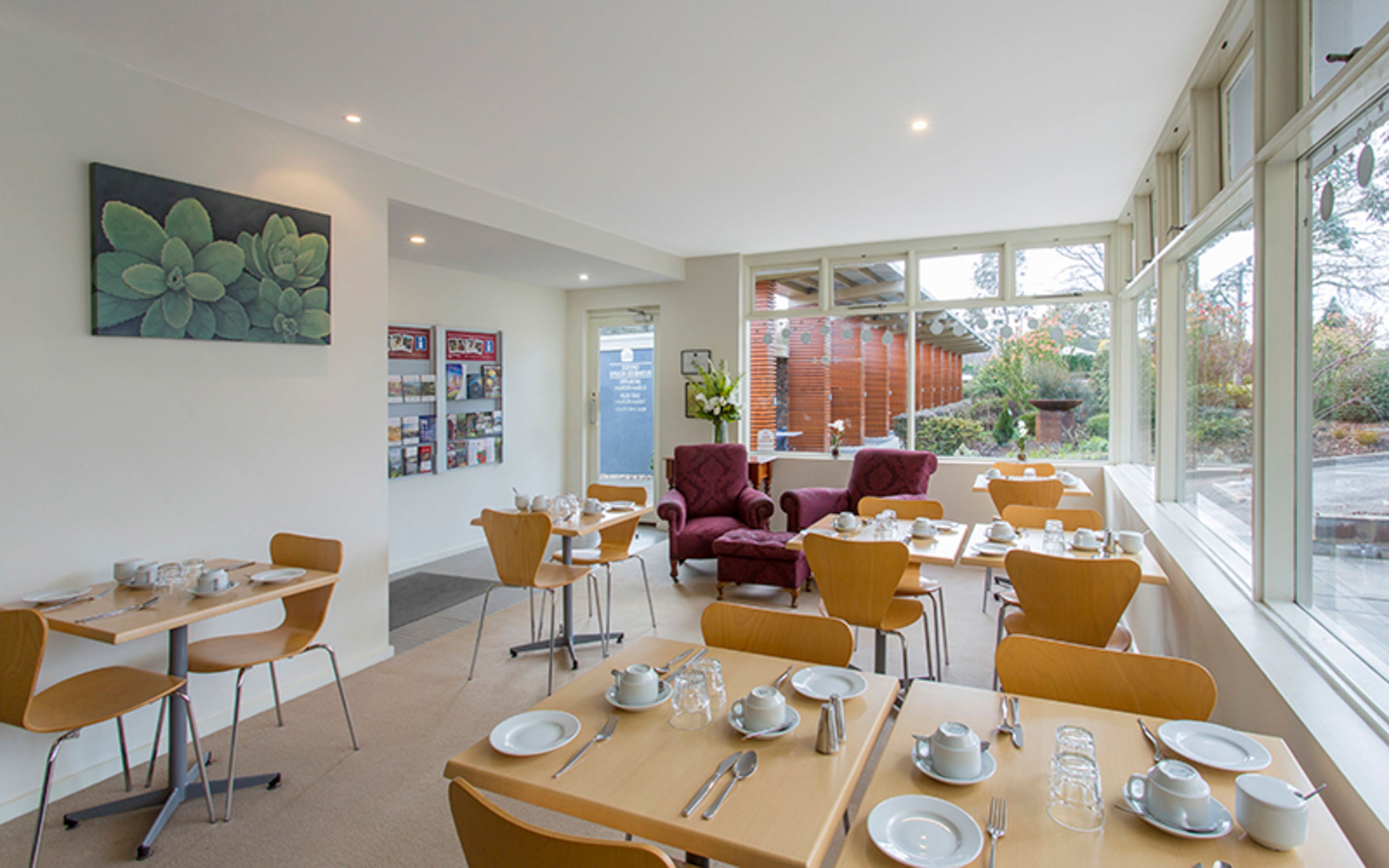 Standaard Twin kamer | Luxe beddengoed, pillowtop-bedden, een minibar, een bureau