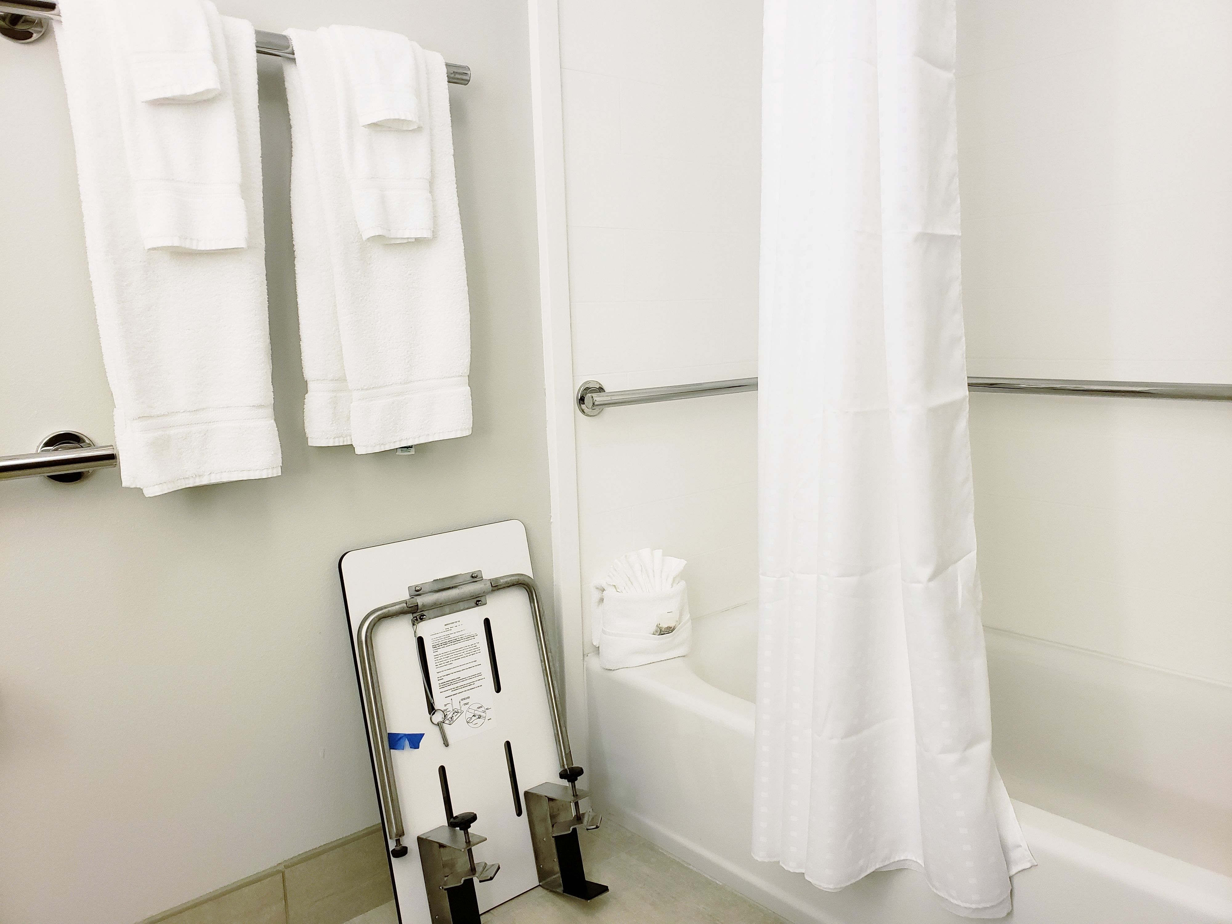 standard room, 2 queen beds, accessible (accessible tub) | bathroom | combined shower/bathtub, free toiletries, hair dryer, towels