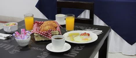 Breakfast area